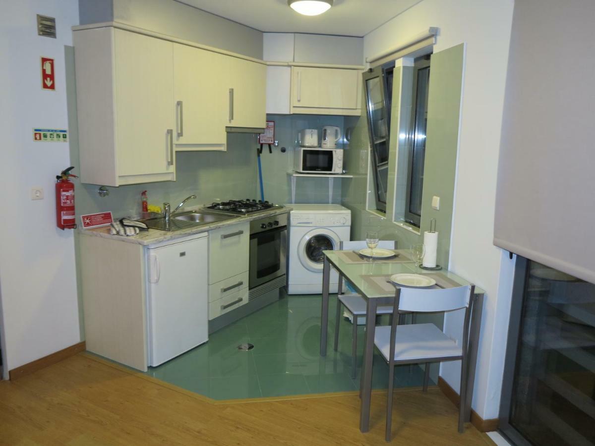Ponta Delgada Center City Garden Apartment מראה חיצוני תמונה